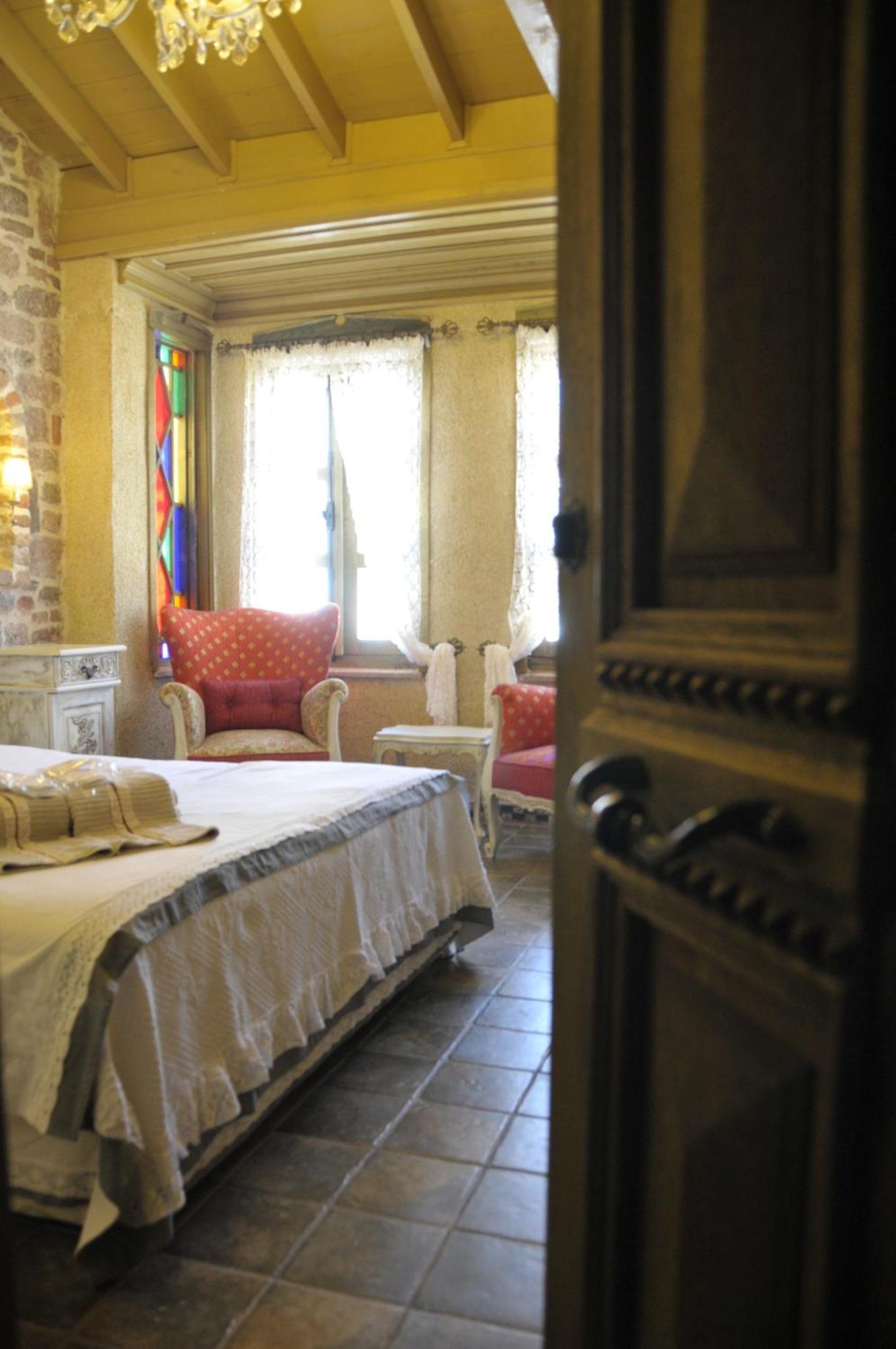 Hotel Ziyabey Konagi Ayvalı Esterno foto