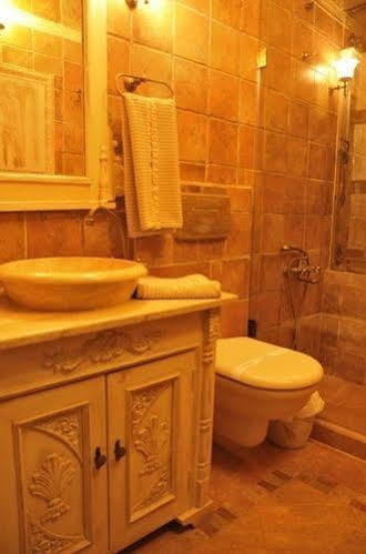 Hotel Ziyabey Konagi Ayvalı Esterno foto